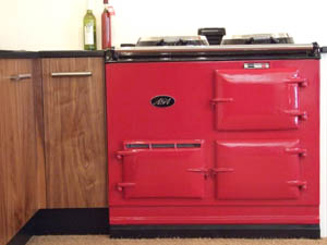 Refurbished 2 oven Aga cooker in Claret.